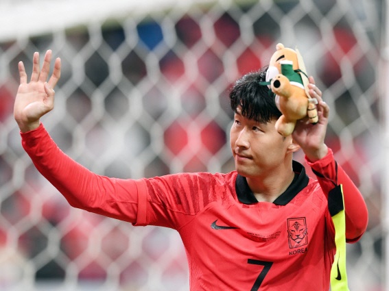 「美しい我が国の代表選手に」眼窩骨折ソン・フンミンのW杯出場意志に韓国安堵「戦慄感じた」