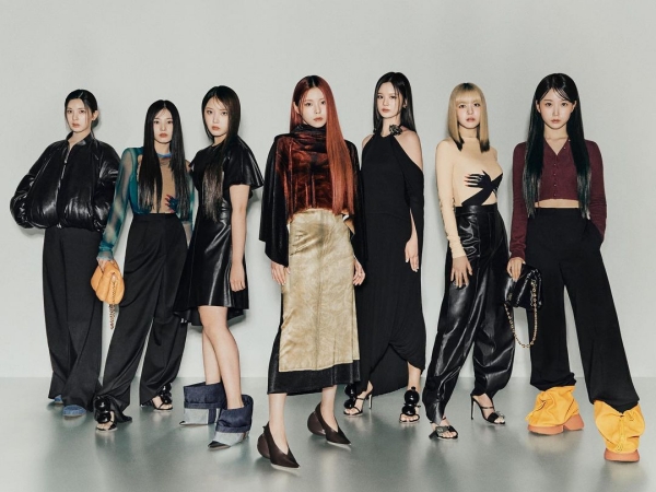 日本の“K-POP好き10代” が最も注目するNMIXX、ロエベのグローバルアンバサダーに抜擢【PHOTO】