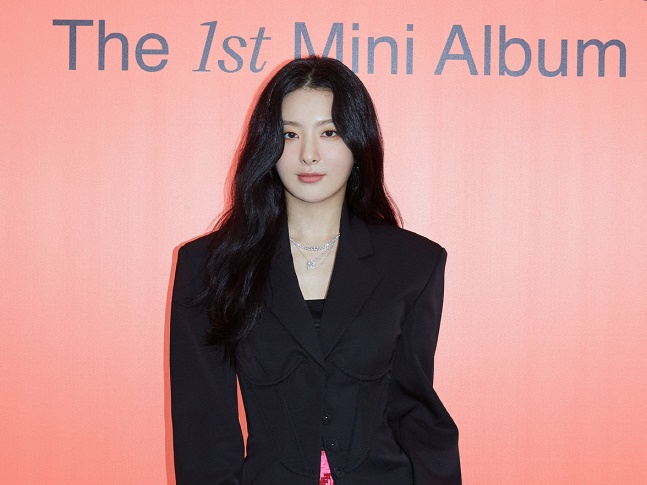 涙を流した裏話も…ついにソロデビューのRed Velvetスルギ「一人で活動することが怖かった」