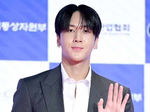 “兵役逃れ”ブローカーを使って不正？「健康上の理由」で社会服務要員になったVIXX・RAVIに疑惑
