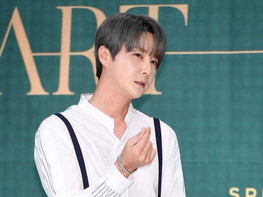 【画像】“盗難車で飲酒運転”疑惑の神話シン・ヘソン、逮捕当時の監視カメラ映像公開…明らかな酩酊状態