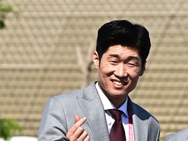 W杯敗退を謝るソン・フンミン…韓国の英雄パク・チソンが温かな慰労「そんなこと考えないで」