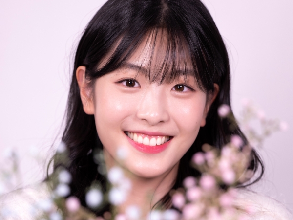 Netflix『シュルプ』の“ドタバタプリンセス”オ・イェジュ、韓服と「光栄でした」【独占写真】