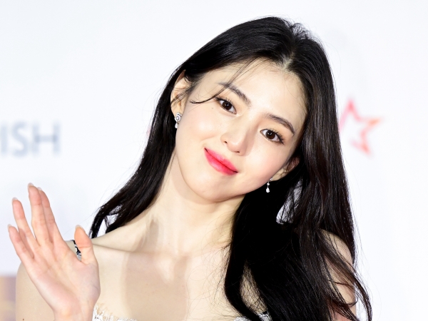 人気女優ハン・ソヒ、泥酔姿→美貌PHOTO更新でファン熱狂【PHOTO】