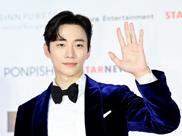 「ジュノが日本に…！」2PMジュノ、名古屋を満喫！“すっぴんオフショット”が話題に【PHOTO】