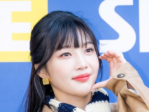 aespaとのコラボで話題！Red Velvetジョイ、タイトワンピで見せた薄い体「布の面積少なっ」【PHOTO】