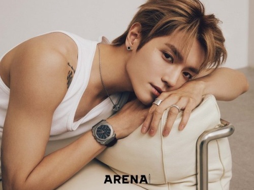 【写真】NCTテヨン、“素肌ジャケット”の隙間から見える筋肉質な胸元…魅惑的なオーラにうっとり