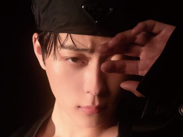 『シュルプ』での“美しすぎる女装姿”が話題となった俳優ユ・ソンホ、別人級のイメチェン姿を披露【PHOTO】