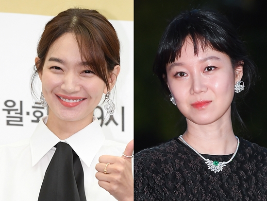 10歳下歌手と電撃婚発表のコン・ヒョジン、“異父姉妹”役のシン・ミナとファッション誌に登場！【PHOTO】