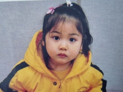 「そりゃ将来アイドルだよね」幼少期の写真が話題となっているK-POPアイドルは誰？【PHOTO】