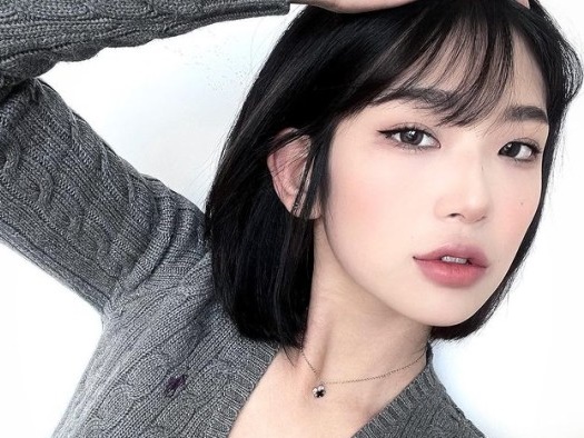 元巨人軍投手の父と韓国トップ女優の間に生まれた韓国インフルエンサー、恋人とNYを満喫「式には…」