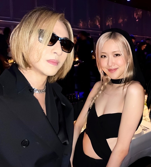 YOSHIKI、ロゼ