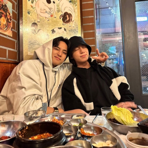 ミンギュ（左）、JUNG KOOK