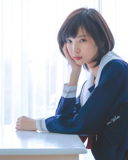 イ・へイン