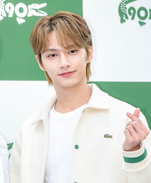 SEVENTEEN　ジュン