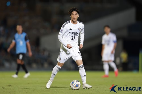 江坂任