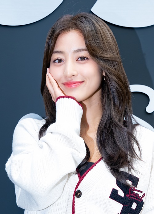 TWICE・ジヒョ