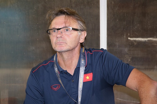 フィリップ・トルシエ監督