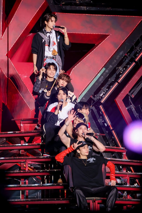 ​​​​​​Stray Kids