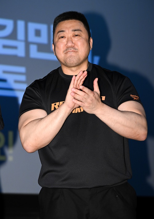 マ・ドンソク