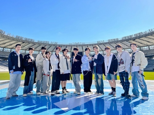 SEEVENTEEN FNS歌謡祭
