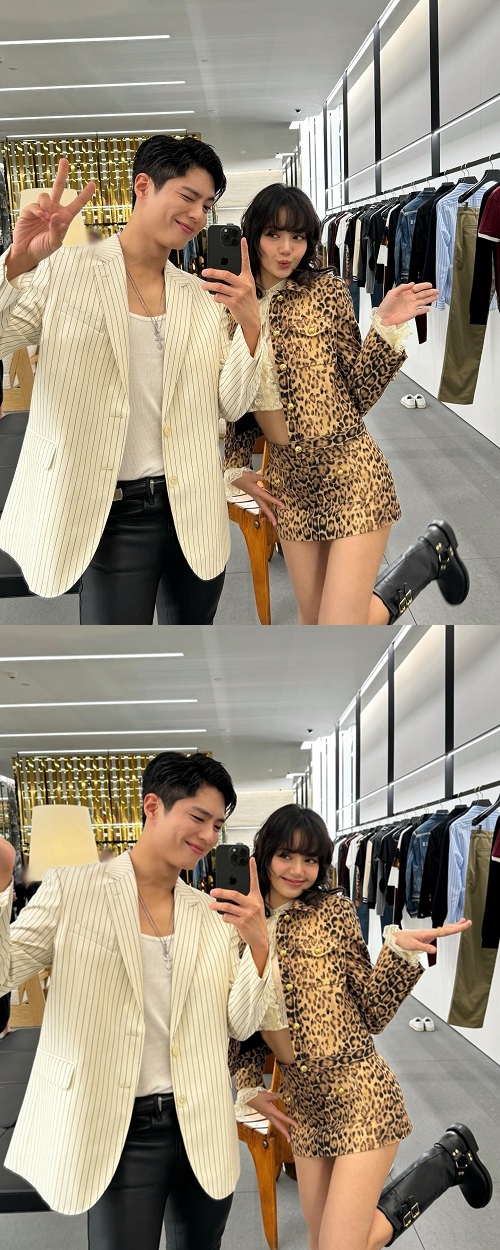 パク・ボゴムとリサ