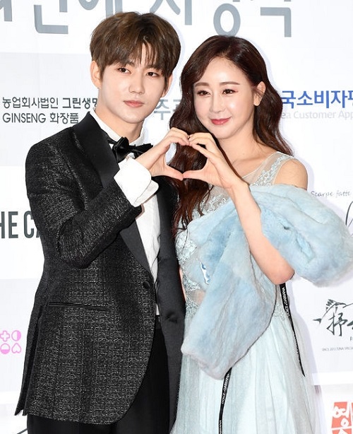 ジンファ（左）とハム・ソウォン