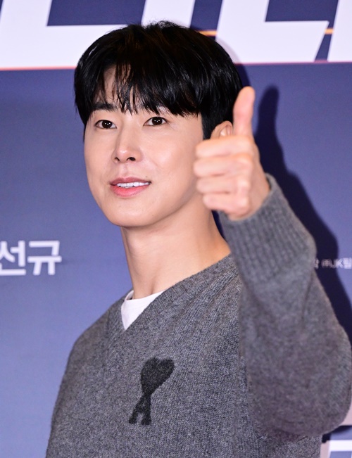 東方神起、ユンホ