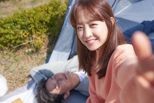 コンクリート・ユートピア、パク・ソジュン、パク・ボヨン