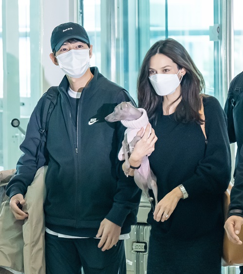 ソン・ジュンギと妻ケイティ