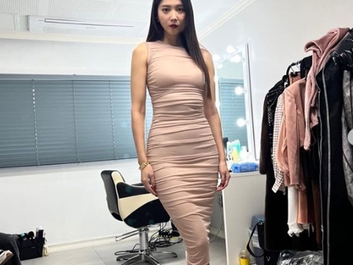 【写真】「コーラ瓶スタイル」「グラマラス」と話題の“元レースクイーン”女優オ・ユナとは？