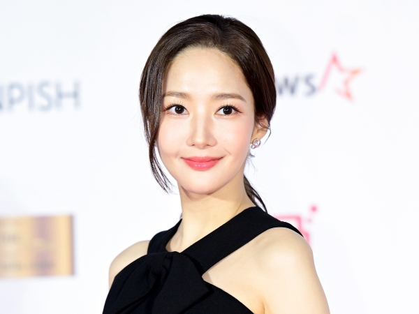 ドラマ成功で完全復活した女優パク・ミニョンに再び元恋人の“疑惑”…終わらない私生活イシュー