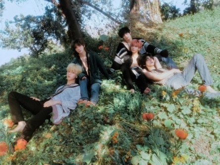 TOMORROW X TOGETHER、VMAs「最優秀新人賞」受賞···SEVENTEENに続き2年連続快挙