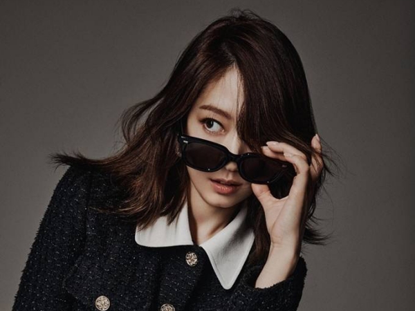 【写真】本当に1児のママ？『美男ですね』女優パク・シネ、“奇跡のようなビジュアル”に注目