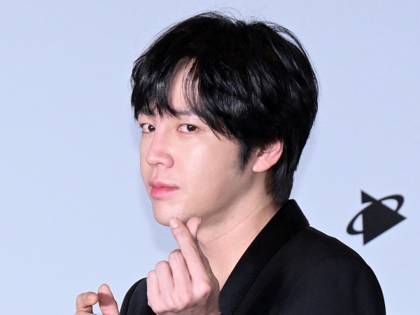 “5年ぶりのドラマ復帰”チャン・グンソク、熱っぽい視線にドキドキ…「彼氏みが強い」と話題の1枚とは【PHOTO】