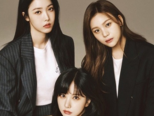 GFRIEND出身メンバー3人が再集結したVIVIZが振り返る1年「8年目は余裕？私たちは欲が出た」【PHOTO】