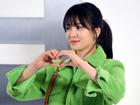 離婚しても40代に入っても変わらぬ女優ソン・ヘギョの歴史広報活動…12年目の今年は映像制作を後援
