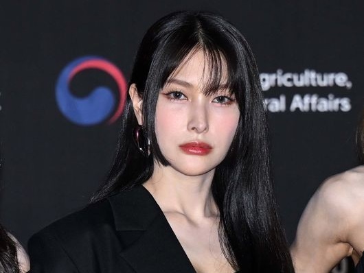 「絶対に許さない」KARAギュリ、日本の“過激ファン”のストーカー行為に怒り爆発…日本語で警告も