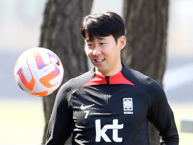 韓国は新体制でも主将ソン・フンミン継続！W杯後初試合に意欲「一番好きで得意なサッカーしたい」