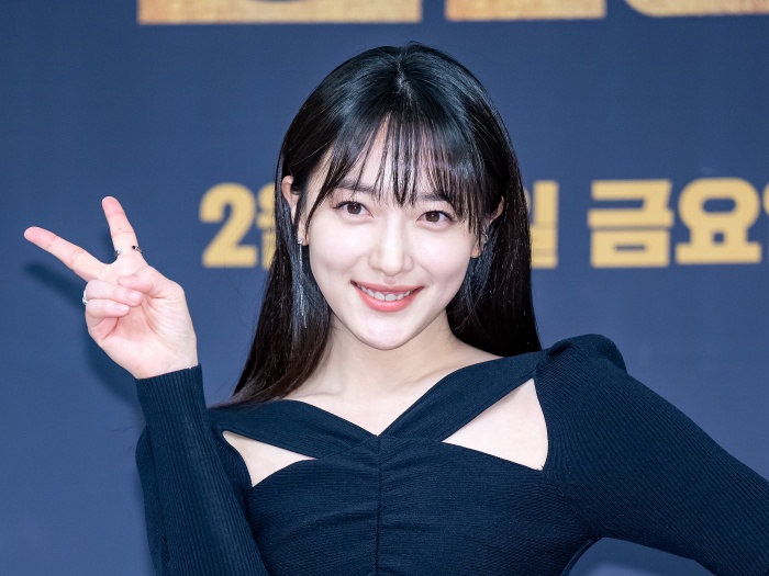 客室乗務員から女優へ転身！『キム秘書』韓国女優が語る“社会生活”「表現するのに…」【PHOTO】