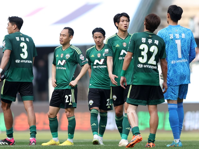 バス囲みに辞任要求…横浜FM天野純もいる韓国強豪に異常事態、大不振でファンと関係悪化のドロ沼