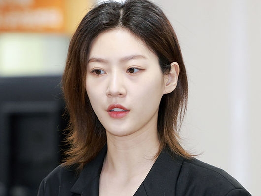 飲酒運転事故で自粛中の韓国“元天才子役”、SNSのコメント欄閉じる「批判や苦言は聞かない」