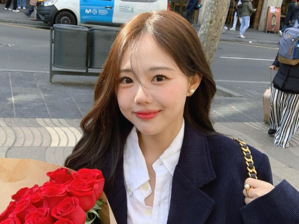 “オルチャンの始祖”と呼ばれた韓国美女ユーチューバー（31）、童顔美貌とメリハリ体型のギャップで魅了【PHOTO】