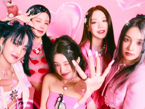 勢い止まらぬ(G)I-DLE、新曲『Queencard』で音楽チャートを一気に占拠！
