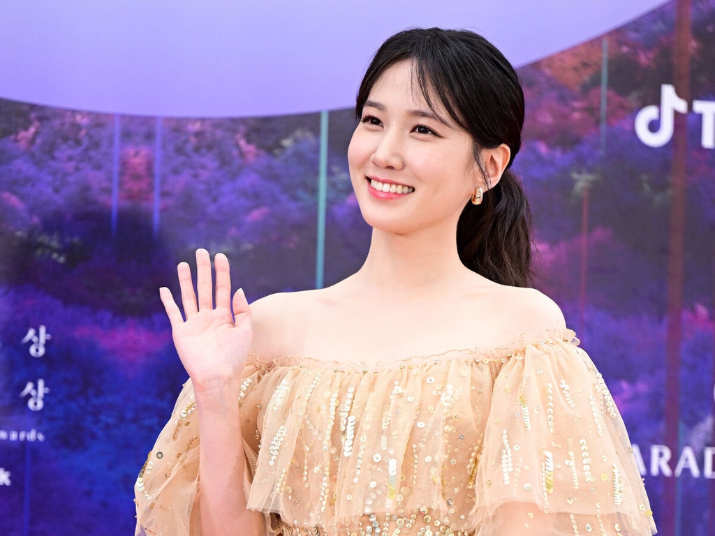 『無人島のディーバ』の次は殺人医師役に？ウ・ヨンウ女優の新作候補が明らかに
