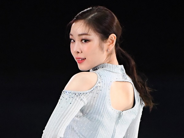 「比率がスゴイ…」フィギュア女王キム・ヨナ、氷上の“清純ビジュアル”でファンを圧倒「眩しすぎ」【PHOTO】