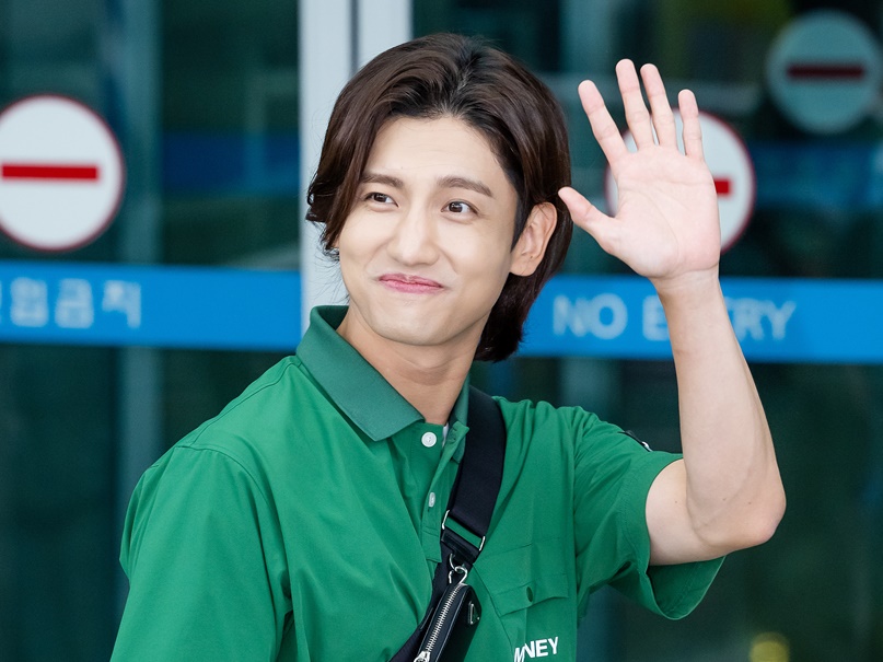 “一児の父”となった東方神起・チャンミン、韓国の大人気子育てバラエティでナレーションに挑戦！