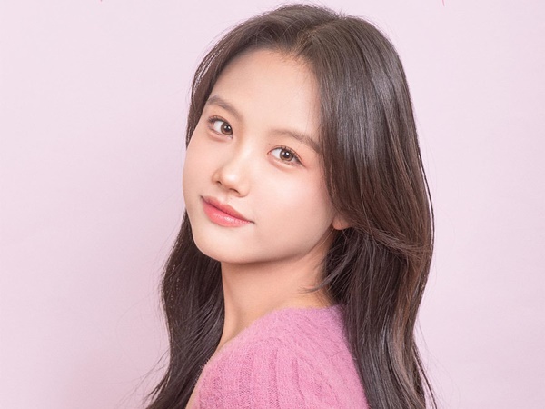 元サッカー韓国代表の16歳娘、“成長止まらない”完璧美貌でファン虜に「女神です」「羨ましい…」【PHOTO】