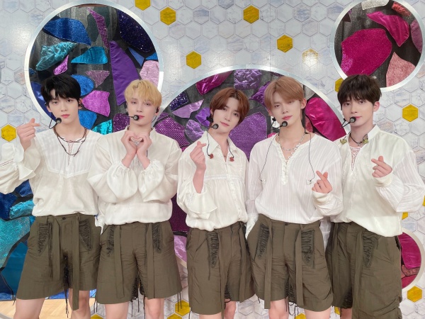 オリコン初の快挙も達成したTXT、『FNS歌謡祭』での圧巻パフォーマンスで視聴者も魅了！