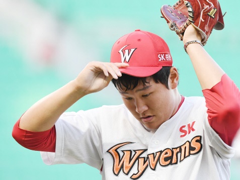 ”生意気”な後輩をバットで殴った韓国プロ野球選手に退団処分…有望ドラ1投手の「最悪の転落」